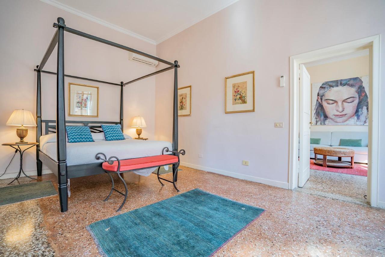 Ca' Grassi 2 Charming Balcony Apartman Velence Kültér fotó