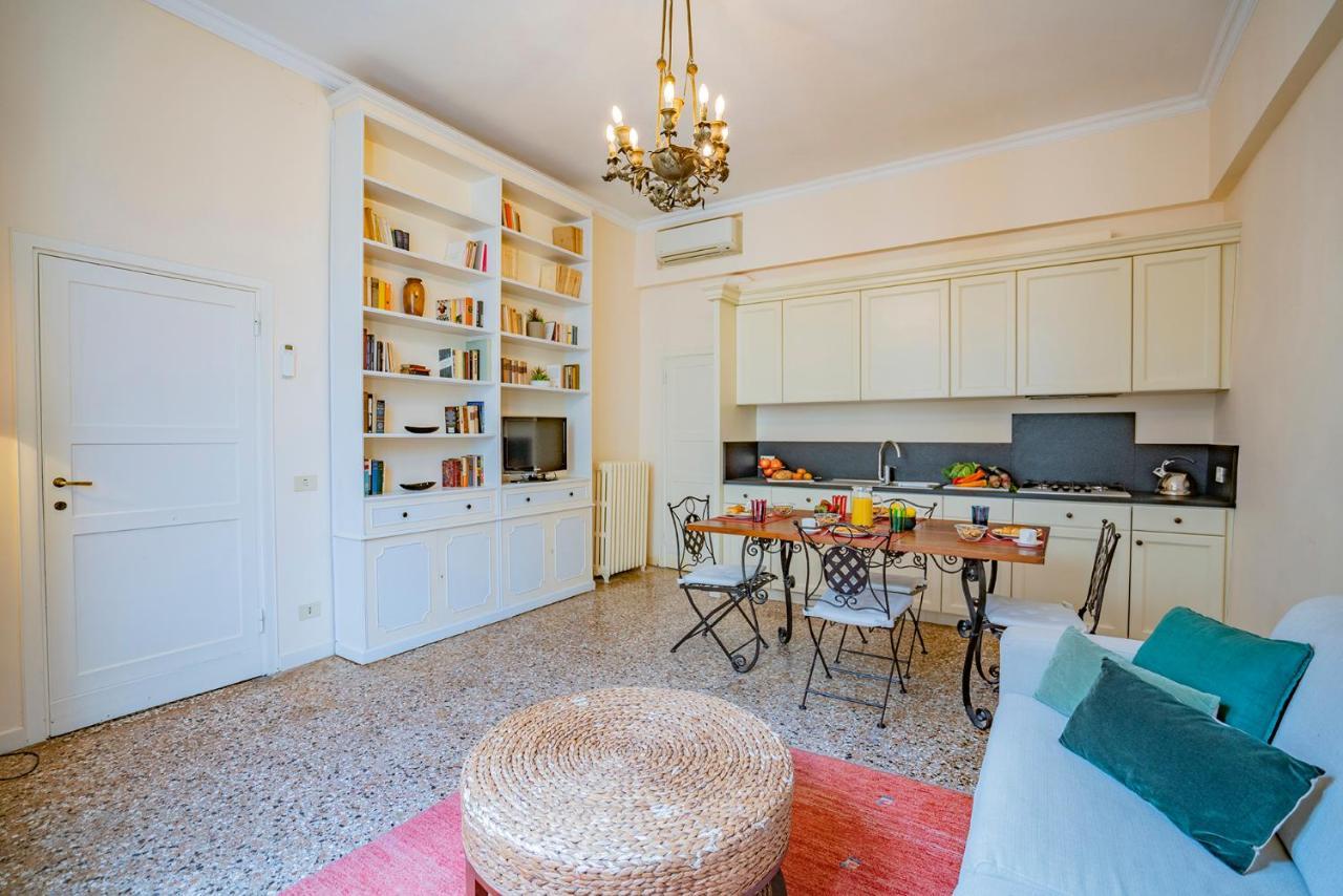 Ca' Grassi 2 Charming Balcony Apartman Velence Kültér fotó