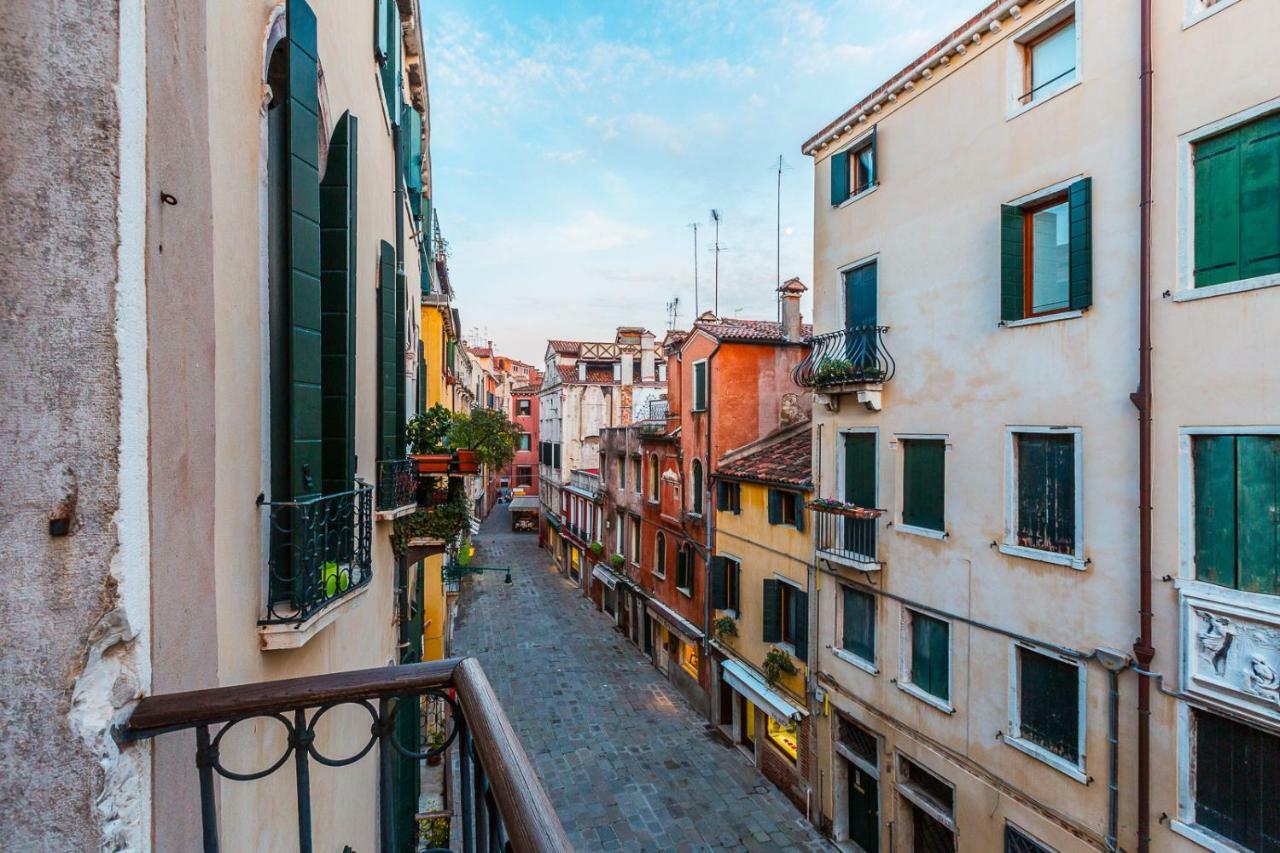 Ca' Grassi 2 Charming Balcony Apartman Velence Kültér fotó